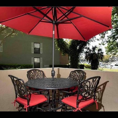 In The Heart Of Harbour Town 2Br 2Ba Pool Access Close To Beach Хилтон-Хед-Айленд Экстерьер фото